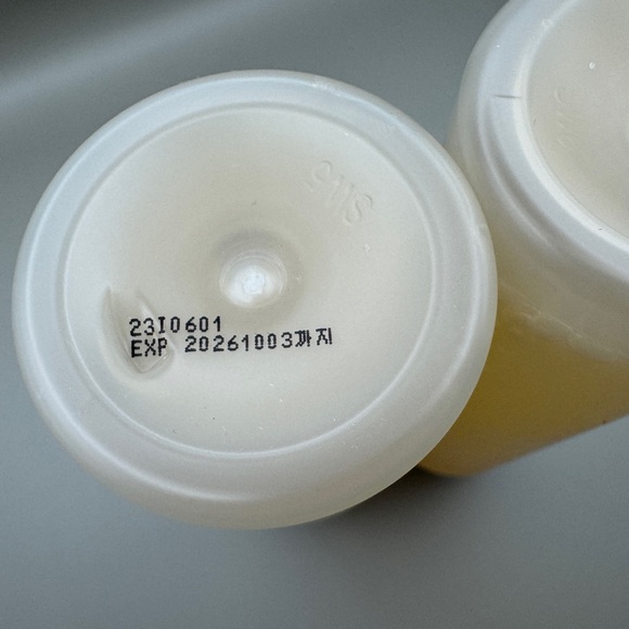 Numbuzin Super Glowing Essence Toner Duo - Picture 4 of 4